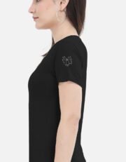 कॅट फाईट Women’s Crop Top – Black | Marathi Cat Fight Printed T-Shirt - Image 3